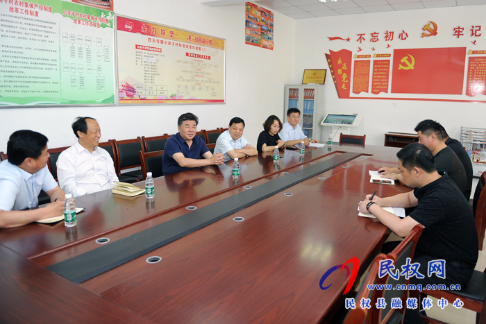 商丘市一級巡視員、市總工會主席劉沛到白云寺鎮(zhèn)開展“三·五”基層工作日活動