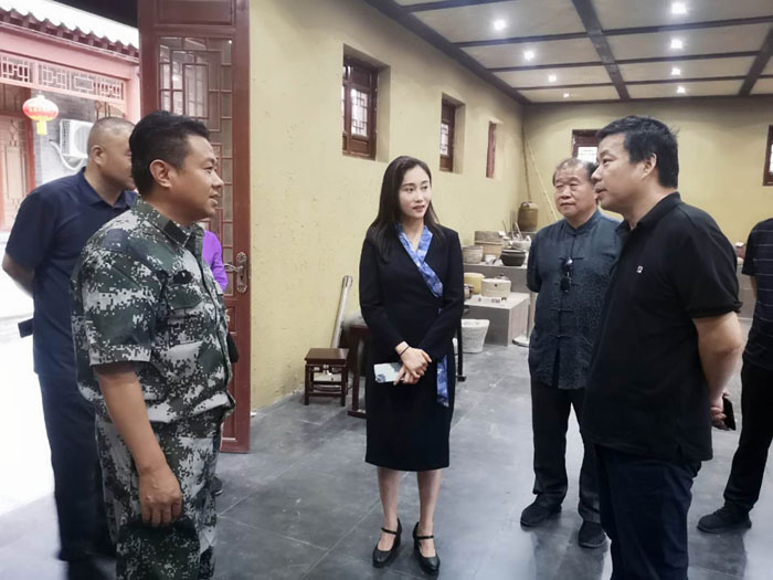 副縣長朱琳帶領(lǐng)河南省全域旅游創(chuàng)建團(tuán)隊到民權(quán)調(diào)研 副縣長朱琳帶領(lǐng)河南省全域旅游創(chuàng)建團(tuán)隊到民權(quán)調(diào)研