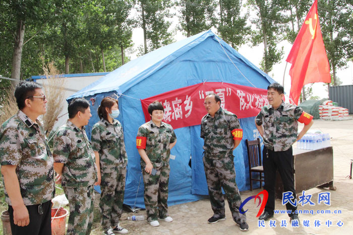 民權(quán)縣褚廟鄉(xiāng)“網(wǎng)格化”管控推進(jìn)秸稈禁燒 民權(quán)縣褚廟鄉(xiāng)“網(wǎng)格化”管控推進(jìn)秸稈禁燒