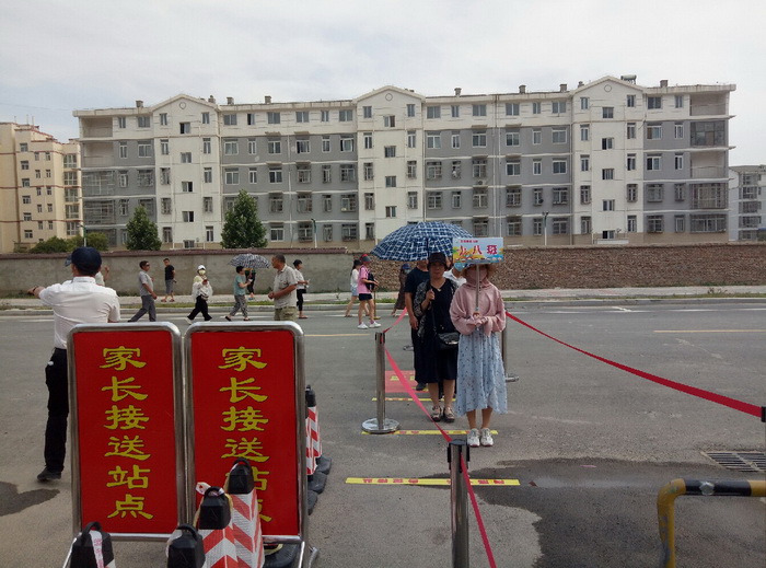 民權(quán)縣幼兒園今日小班中班返園復(fù)課順利有序 民權(quán)縣幼兒園今日小班中班返園復(fù)課順利有序