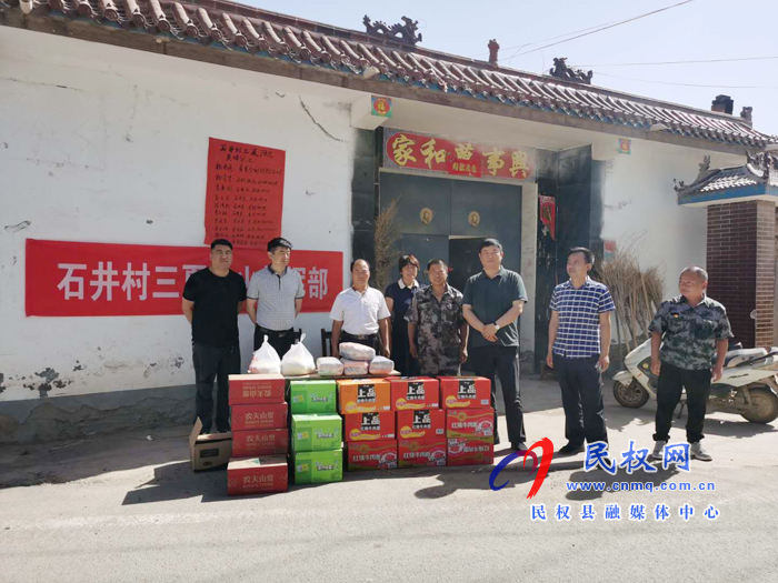縣司法局積極做好“三夏”期間慰問幫扶工作 縣司法局積極做好“三夏”期間慰問幫扶工作