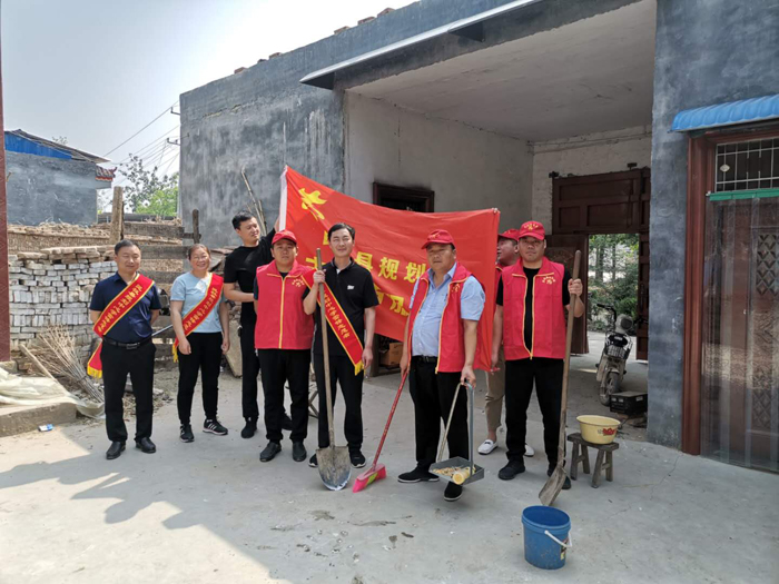 縣規(guī)劃中心開展志愿服務助力鄉(xiāng)村振興 縣規(guī)劃中心開展志愿服務助力鄉(xiāng)村振興