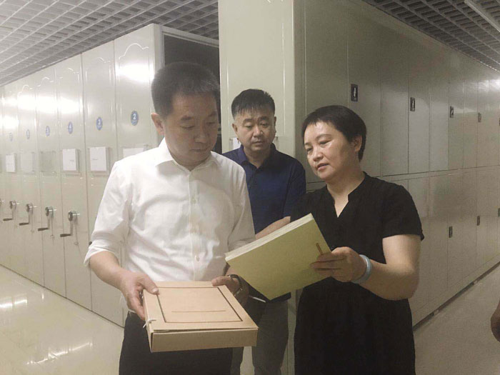 國際檔案日：縣委常委、縣委辦公室主任孟亞松出席縣檔案館開放日活動