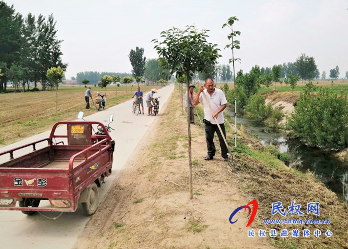 老顏集鄉(xiāng)做好“四好公路”后期管護(hù)工作 老顏集鄉(xiāng)做好“四好公路”后期管護(hù)工作