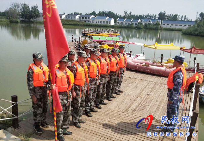 民權(quán)縣組織開展防汛搶險(xiǎn)應(yīng)急演練活動(dòng) 民權(quán)縣組織開展防汛搶險(xiǎn)應(yīng)急演練活動(dòng)