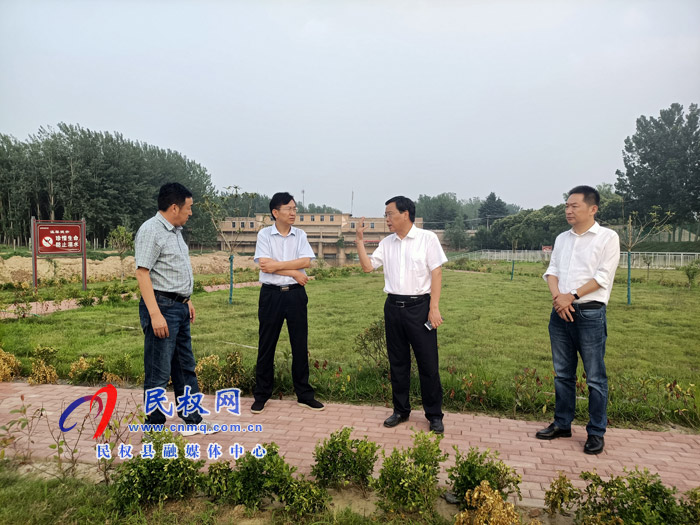 市人大常委會副主任、縣委書記姬脈常調(diào)研指導(dǎo)我縣河長制工作