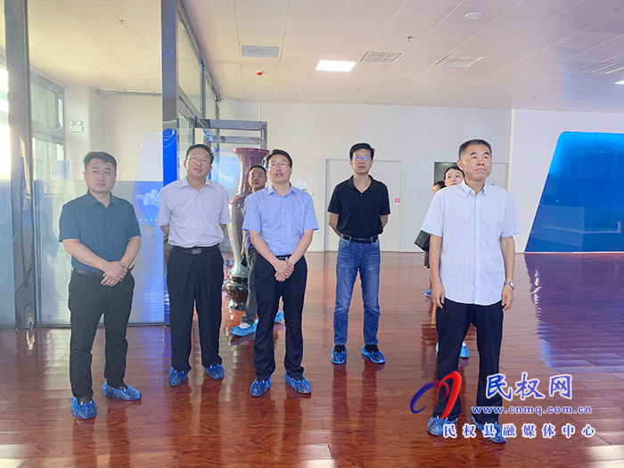 河南省工業(yè)和信息化廳一行赴民調(diào)研5G產(chǎn)業(yè)發(fā)展 河南省工業(yè)和信息化廳一行赴民調(diào)研5G產(chǎn)業(yè)發(fā)展