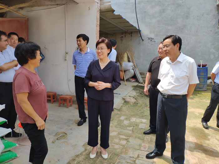 市委副書記陳向平到我縣調(diào)研脫貧攻堅工作 市委副書記陳向平到我縣調(diào)研脫貧攻堅工作
