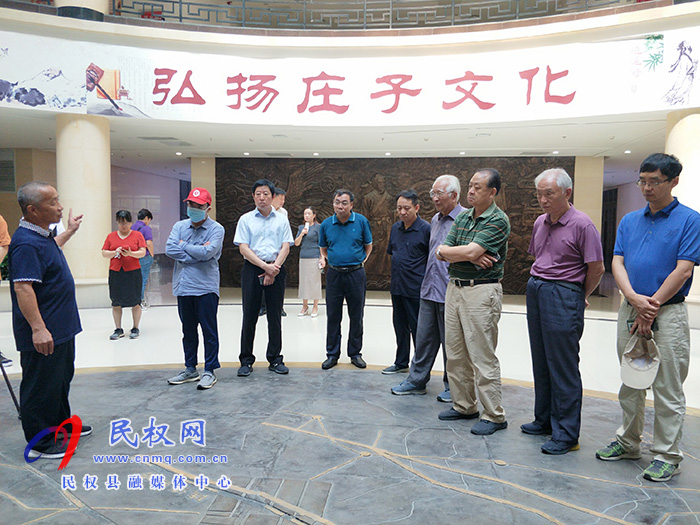 “商丘與黃河論壇”專家考察組一行蒞臨民權(quán)考察 “商丘與黃河論壇”專家考察組一行蒞臨民權(quán)考察