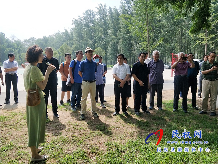 “商丘與黃河論壇”專家考察組一行蒞臨民權(quán)考察 “商丘與黃河論壇”專家考察組一行蒞臨民權(quán)考察