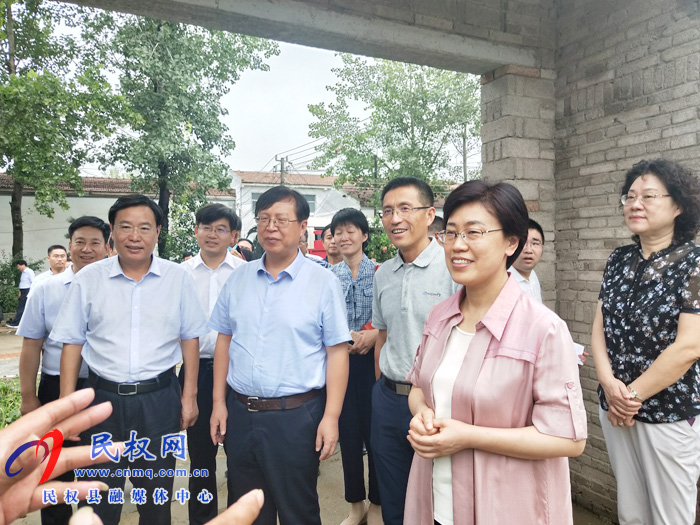 國家脫貧攻堅普查工作領導小組到我縣督導脫貧攻堅普查工作開展情況 國家脫貧攻堅普查工作領導小組到我縣督導脫貧攻堅普查工作開展情況