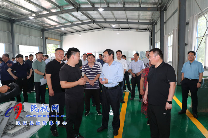 我縣開展2020年上半年鄉(xiāng)鎮(zhèn)(街道)重點工作巡查觀摩活動 我縣開展2020年上半年鄉(xiāng)鎮(zhèn)(街道)重點工作巡查觀摩活動