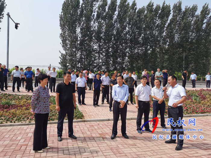 我縣開展2020年上半年鄉(xiāng)鎮(zhèn)(街道)重點工作巡查觀摩活動 我縣開展2020年上半年鄉(xiāng)鎮(zhèn)(街道)重點工作巡查觀摩活動
