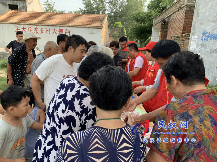 縣科協(xié)開展送科技下鄉(xiāng)新時(shí)代文明實(shí)踐志愿服務(wù)活動(dòng) 縣科協(xié)開展送科技下鄉(xiāng)新時(shí)代文明實(shí)踐志愿服務(wù)活動(dòng)