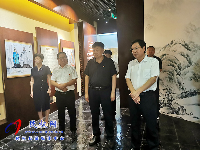 省委副秘書(shū)長(zhǎng)江文玉一行蒞民調(diào)研 省委副秘書(shū)長(zhǎng)江文玉一行蒞民調(diào)研