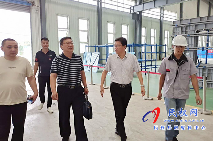 商丘市應急管理局檢查組深入我縣檢查危化企業(yè)和工貿(mào)企業(yè)安全生產(chǎn)工作 商丘市應急管理局檢查組深入我縣檢查?;髽I(yè)和工貿(mào)企業(yè)安全生產(chǎn)工作