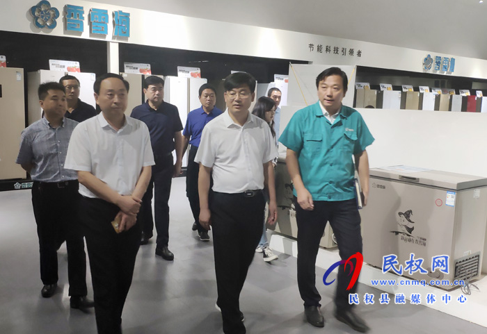省市場監(jiān)督管理局質(zhì)量發(fā)展處副處長李旭到我縣調(diào)研質(zhì)量提升工作 省市場監(jiān)督管理局質(zhì)量發(fā)展處副處長李旭到我縣調(diào)研質(zhì)量提升工作