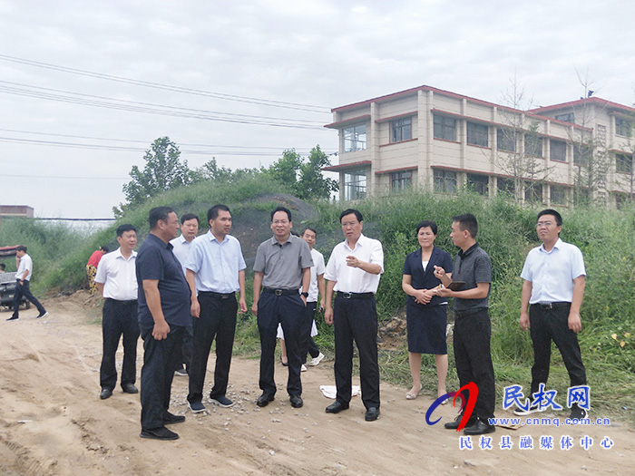 市人大常委會(huì)副主任、縣委書記姬脈常調(diào)研我縣老城區(qū)老舊小區(qū)改造和城市建設(shè)重點(diǎn)項(xiàng)目工作