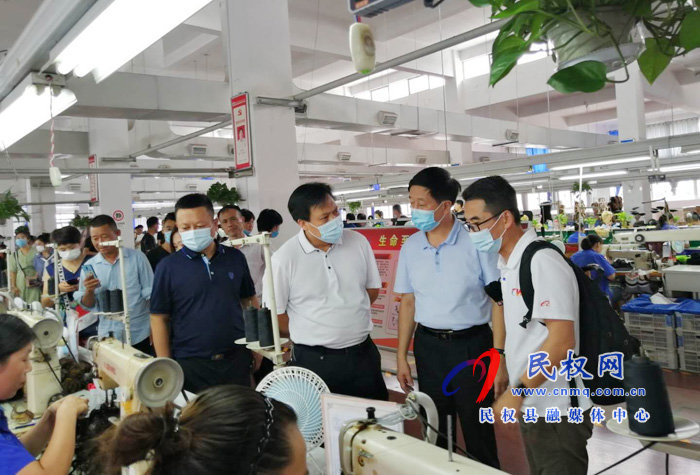 縣領(lǐng)導(dǎo)房季、孟祥亮帶隊(duì)赴許昌考察招商