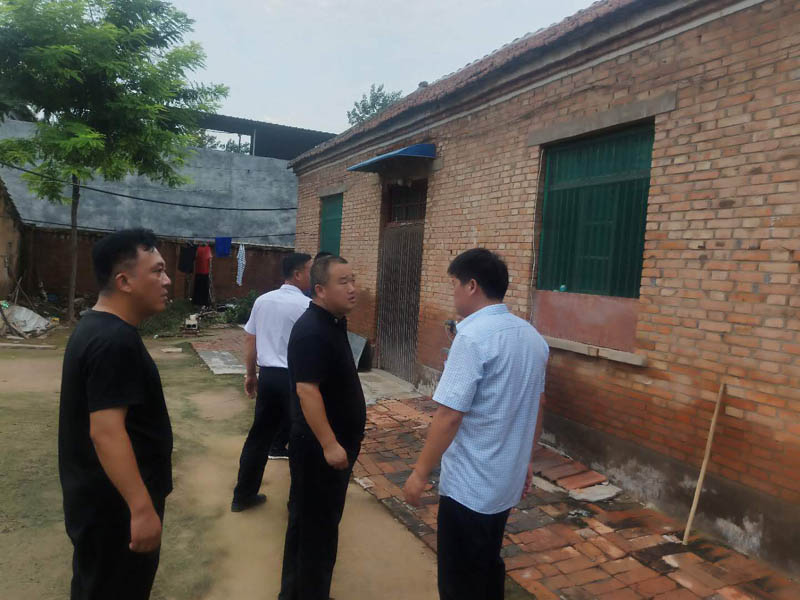 縣住建局組織開展汛期住房安全檢查工作 縣住建局組織開展汛期住房安全檢查工作