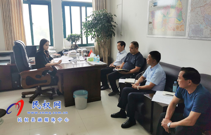 副縣長(zhǎng)朱琳主持召開(kāi)全縣“縣管校聘”改革座談會(huì) 副縣長(zhǎng)朱琳主持召開(kāi)全縣“縣管校聘”改革座談會(huì)