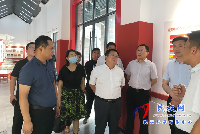省人社廳到民權(quán)縣雙塔鎮(zhèn)開展農(nóng)民工就業(yè)形勢專項調(diào)研工作 省人社廳到民權(quán)縣雙塔鎮(zhèn)開展農(nóng)民工就業(yè)形勢專項調(diào)研工作