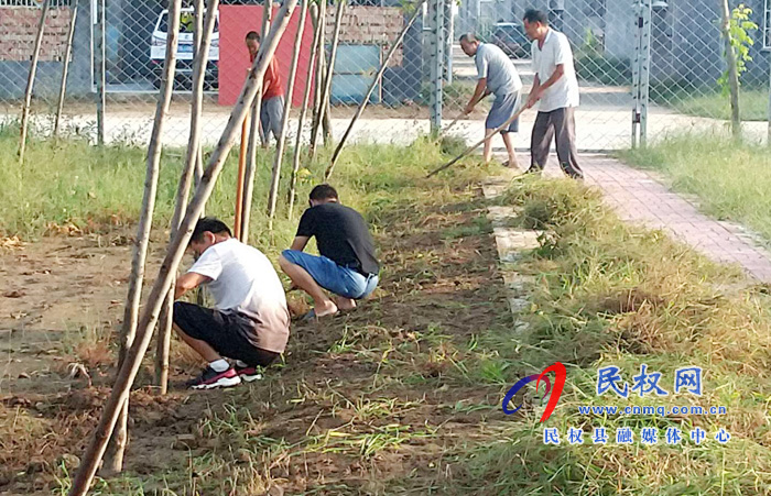 王莊寨鎮(zhèn):持續(xù)加強美麗鄉(xiāng)村后期管護工作 王莊寨鎮(zhèn):持續(xù)加強美麗鄉(xiāng)村后期管護工作