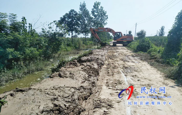 龍?zhí)伶?zhèn)“四舉措”做好水毀道路管護(hù)工作 龍?zhí)伶?zhèn)“四舉措”做好水毀道路管護(hù)工作