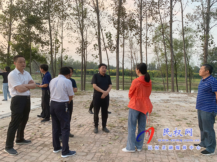 中國(guó)環(huán)境科學(xué)硏究院張曉玲到我縣調(diào)研國(guó)控水質(zhì)斷面選址情況 中國(guó)環(huán)境科學(xué)硏究院張曉玲到我縣調(diào)研國(guó)控水質(zhì)斷面選址情況