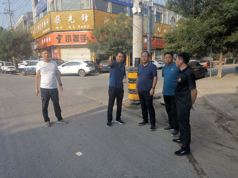 縣住建局持續(xù)開(kāi)展環(huán)境衛(wèi)生整治行動(dòng)營(yíng)造整潔生活環(huán)境 縣住建局持續(xù)開(kāi)展環(huán)境衛(wèi)生整治行動(dòng)營(yíng)造整潔生活環(huán)境