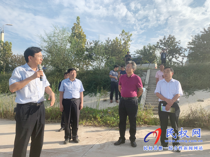 商丘師范學(xué)院副校長徐茂田一行到我縣考察黃河故道生態(tài)保護(hù)工作 商丘師范學(xué)院副校長徐茂田一行到我縣考察黃河故道生態(tài)保護(hù)工作