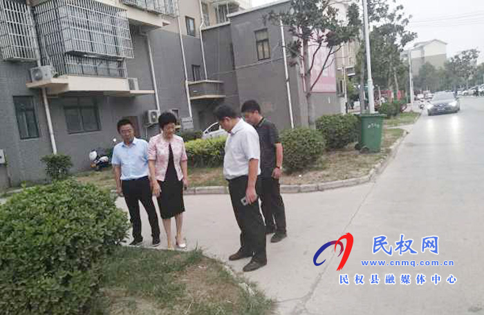 縣人大常委會主任周燕到南華辦事處督導(dǎo)文明創(chuàng)建工作 縣人大常委會主任周燕到南華辦事處督導(dǎo)文明創(chuàng)建工作