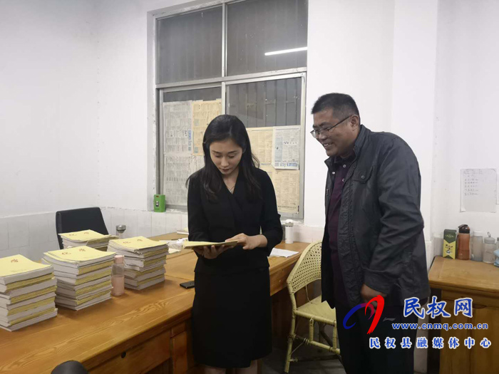 副縣長朱琳到民權(quán)高中調(diào)研教學情況 副縣長朱琳到民權(quán)高中調(diào)研教學情況