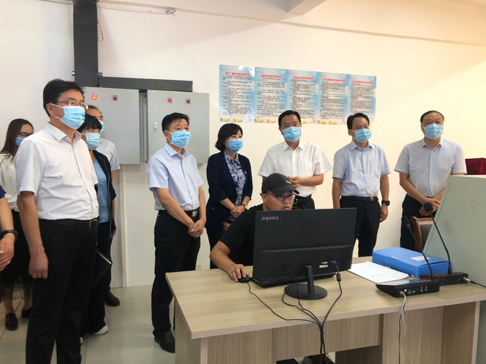 市人大常委會副主任、縣委書記姬脈常查看安全生產(chǎn)工作