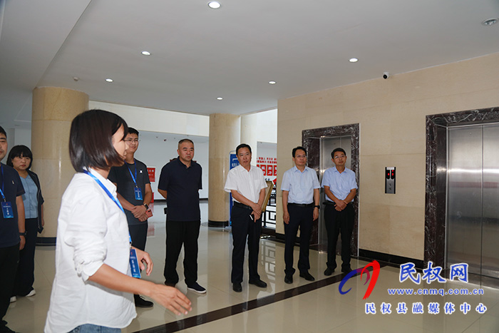 市人大常委會副主任、縣委書記姬脈常到我縣調(diào)研縣級融媒體中心建設(shè)工作