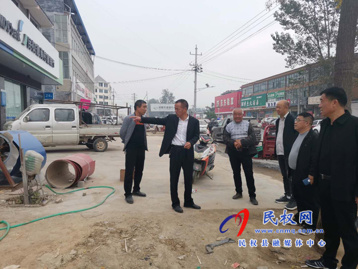 龍?zhí)伶?zhèn):開展集鎮(zhèn)區(qū)店外經(jīng)營(yíng)集中清理整治行動(dòng) 龍?zhí)伶?zhèn):開展集鎮(zhèn)區(qū)店外經(jīng)營(yíng)集中清理整治行動(dòng)