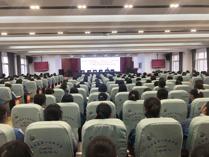 民權(quán)縣檢察院、團(tuán)縣委、縣婦聯(lián)開展法律進(jìn)校園系列活動(dòng)——女童自我保護(hù)知識(shí)講座