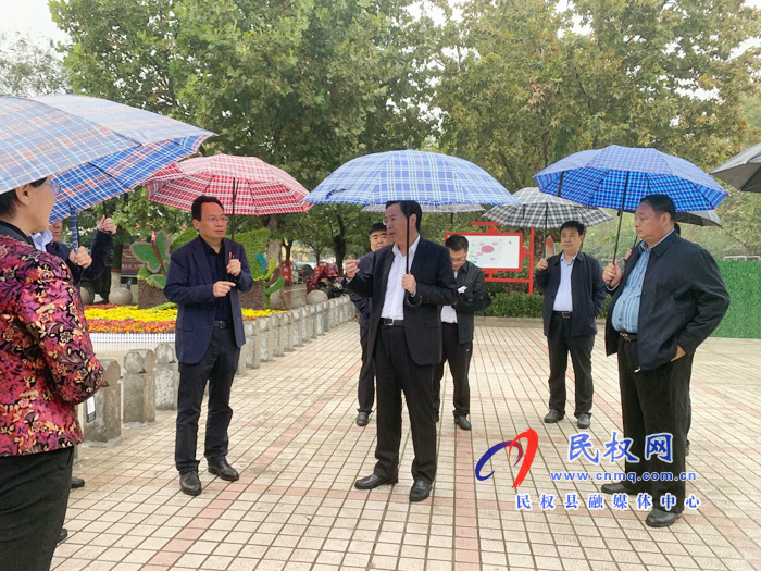 市人大常委會(huì)副主任、縣委書記姬脈常調(diào)研我縣文明城創(chuàng)建工作