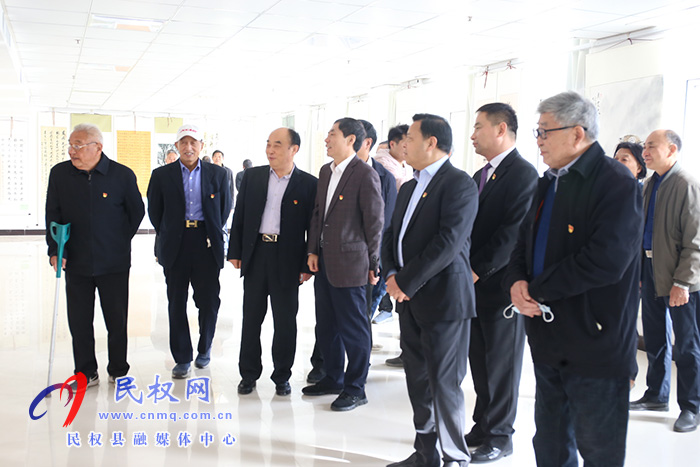 我縣開展離退休老干部迎“重陽”系列慶?；顒? title=