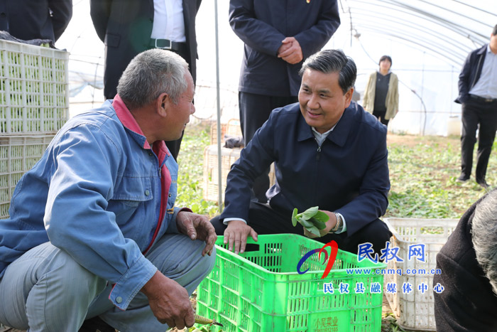 副省長武國定到我縣調(diào)研脫貧攻堅(jiān)和聯(lián)系村基層組織建設(shè)工作 副省長武國定到我縣調(diào)研脫貧攻堅(jiān)和聯(lián)系村基層組織建設(shè)工作