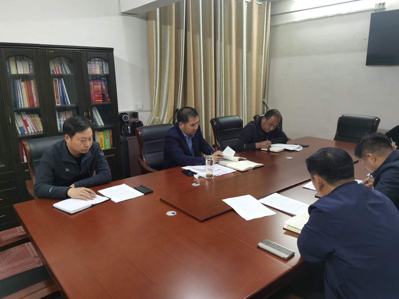 縣住建局集中學(xué)習(xí)《習(xí)近平談治國(guó)理政》第三卷座談會(huì) 縣住建局集中學(xué)習(xí)《習(xí)近平談治國(guó)理政》第三卷座談會(huì)