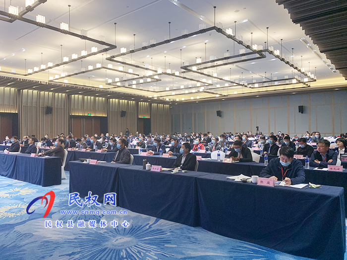 河南省產業(yè)轉移助力脫貧攻堅現場會在民權縣召開 河南省產業(yè)轉移助力脫貧攻堅現場會在民權縣召開