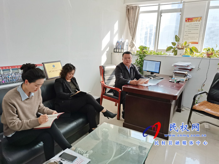 我縣各鄉(xiāng)鎮(zhèn)、（街道辦）縣直各單位傳達(dá)貫徹全縣脫貧攻堅(jiān)工作推進(jìn)會(huì)議精神