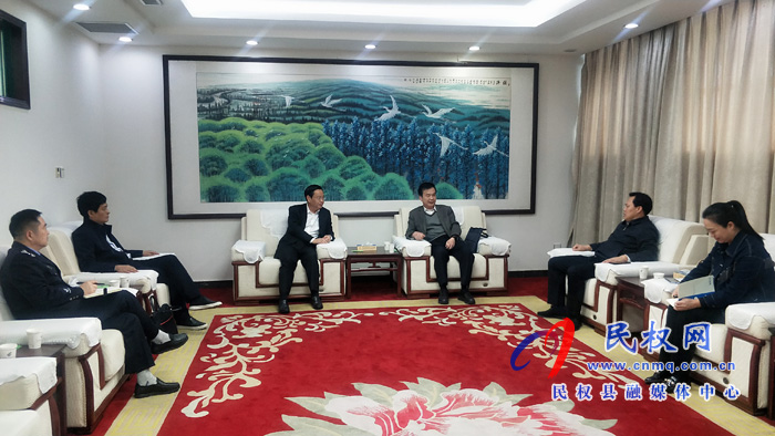 省公安廳禁毒總隊長司廷俊蒞臨我縣檢查督導(dǎo)禁毒重點整治工作 省公安廳禁毒總隊長司廷俊蒞臨我縣檢查督導(dǎo)禁毒重點整治工作