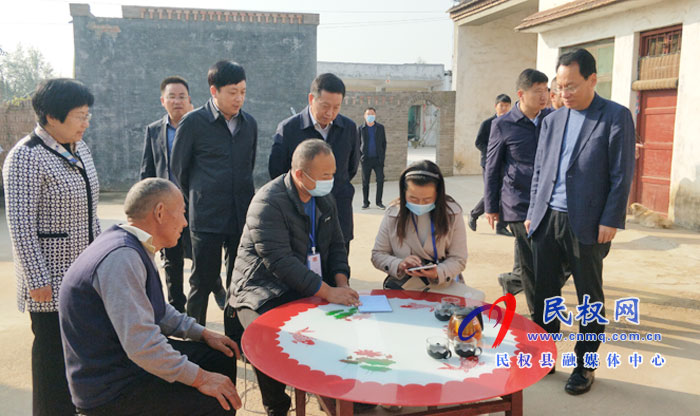 商丘市人口普查工作促進(jìn)交流現(xiàn)場會(huì)召開 商丘市人口普查工作促進(jìn)交流現(xiàn)場會(huì)召開