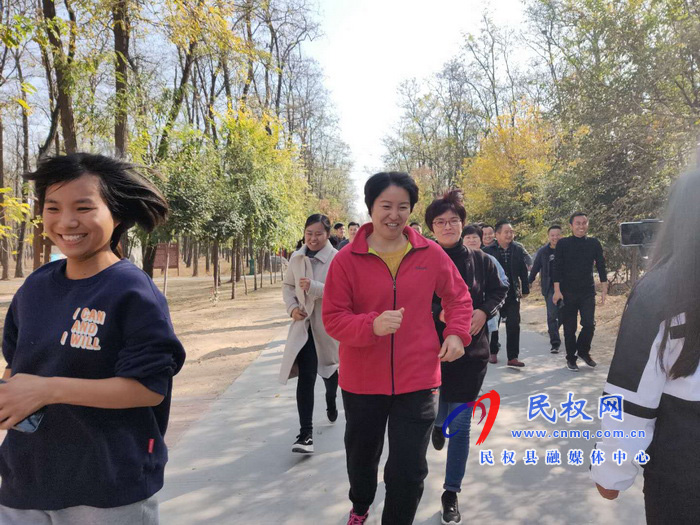 民權(quán)縣融媒體中心舉辦第二十一個(gè)記者節(jié)慶?；顒?dòng)