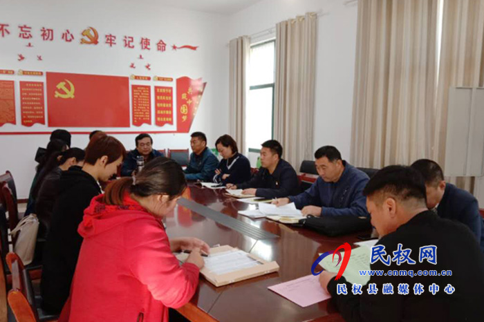 縣政協(xié)全體幫扶干部到白云寺鎮(zhèn)開展脫貧攻堅工作 縣政協(xié)全體幫扶干部到白云寺鎮(zhèn)開展脫貧攻堅工作
