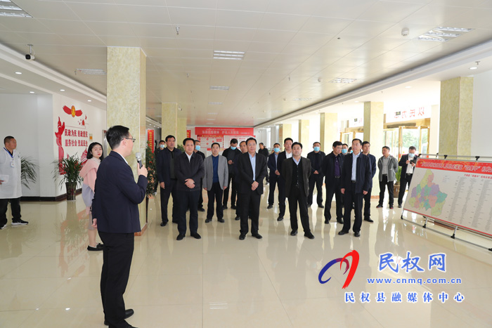 市人大常委會副主任、縣委書記姬脈常帶領考察團赴南陽市方城縣考察學習兜底保障脫貧工作