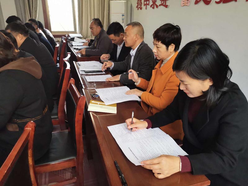 民權(quán)縣住建局開展黨員干部“應(yīng)知應(yīng)會(huì)”知識(shí)測(cè)試 民權(quán)縣住建局開展黨員干部“應(yīng)知應(yīng)會(huì)”知識(shí)測(cè)試