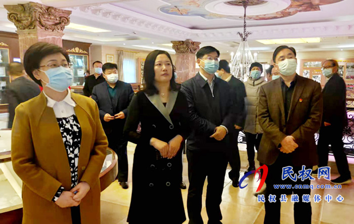 全市民營經(jīng)濟(jì)兩個(gè)行動觀摩會在我縣召開 全市民營經(jīng)濟(jì)兩個(gè)行動觀摩會在我縣召開